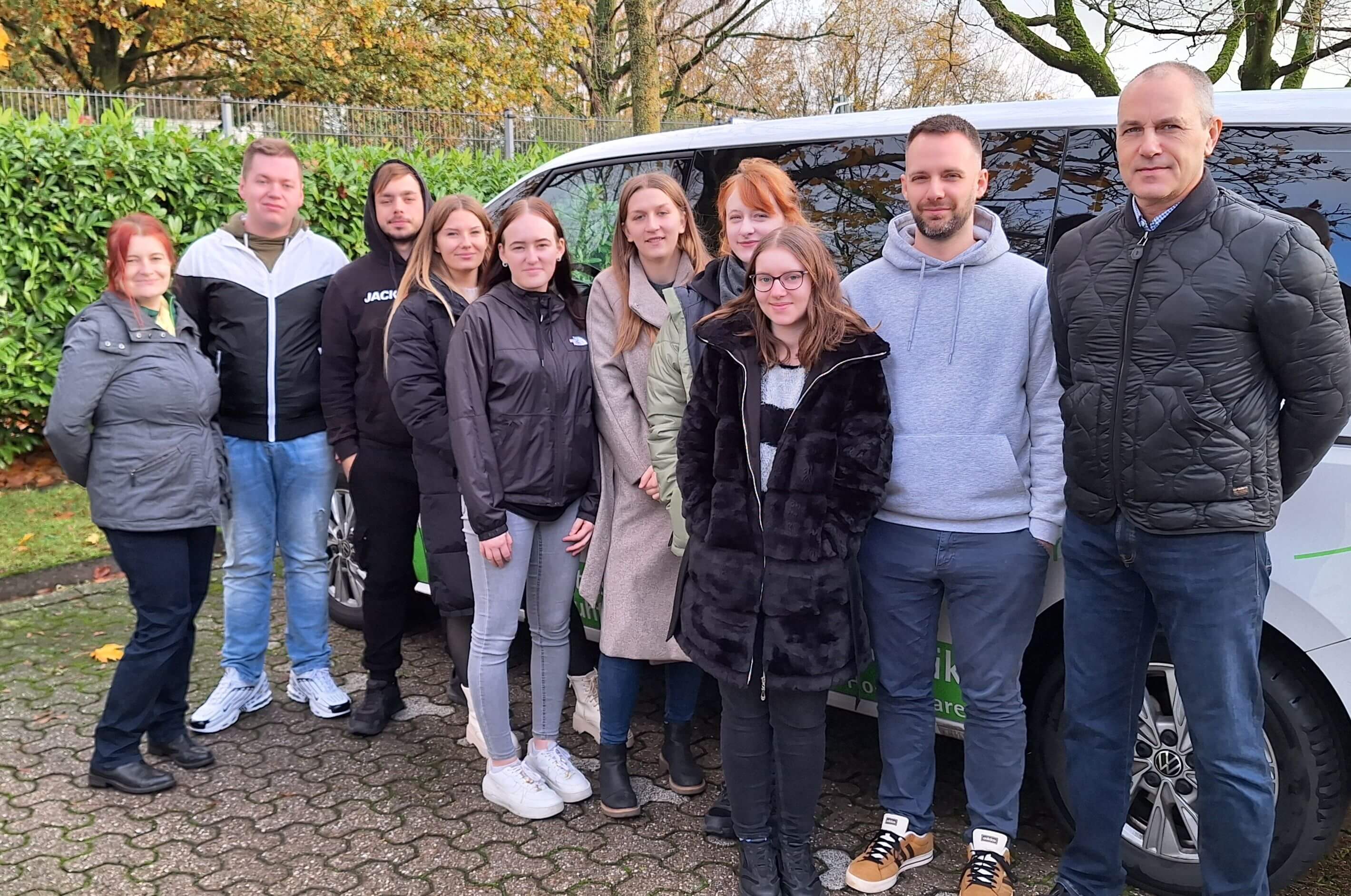 Der Großteil der Auszubildenden machte sich im November auf, BSN Jobst in Emmerich zu besuchen.